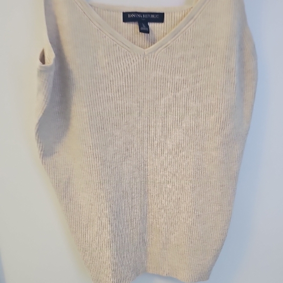 Banana Republic Beige Ribbed Tank Top Size L - Picture 4 of 8